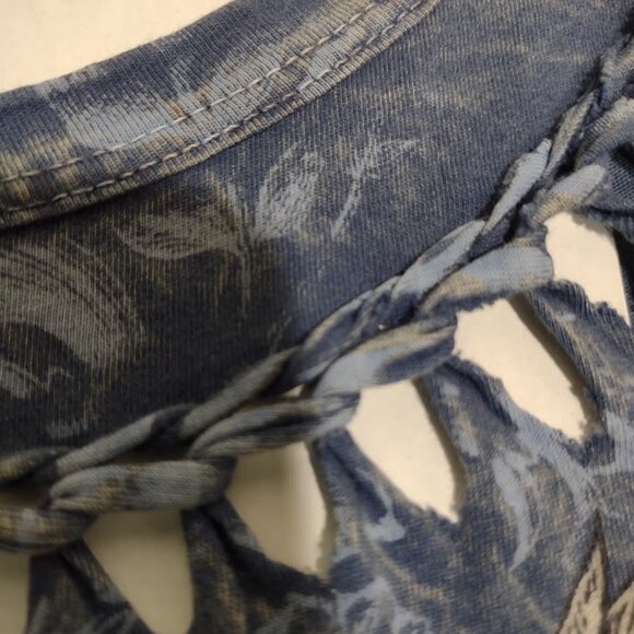 COTTY ON VINTAGE TSHIRT DISTRESSED GUNS WINGS ROSES BLING RHINESTONES SIZE L - Picture 7 of 13